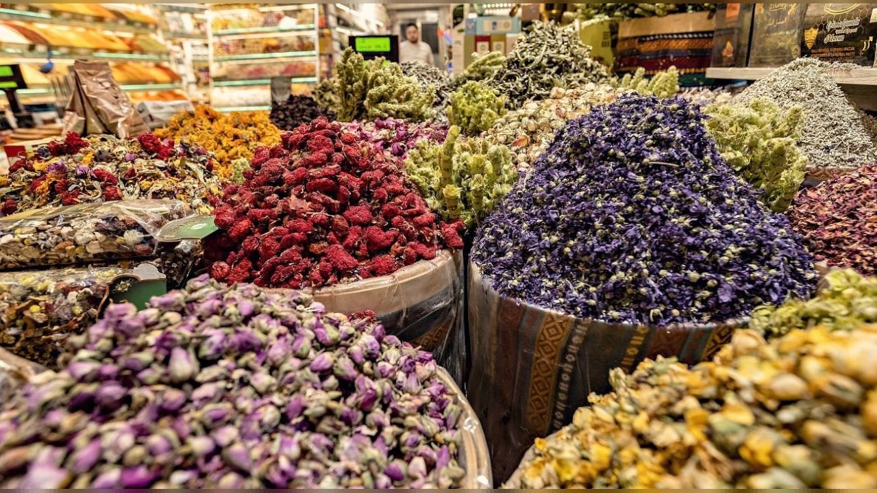 Sağlık Bakanlığı, tıbbi bitki çaylarının üretim ve ruhsatlandırma süreçlerini yeniledi, 90 gün içinde onay zorunlu